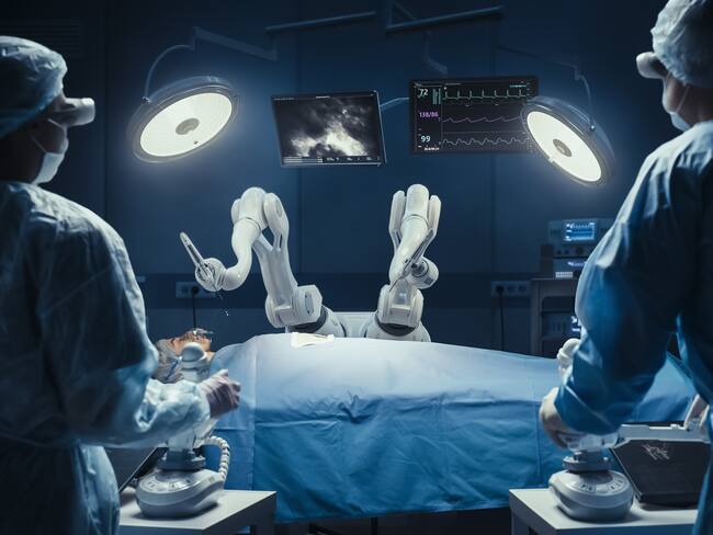 A miles de kilómetros y con máxima precisión: así es la ‘magia’ de las cirugías robóticas