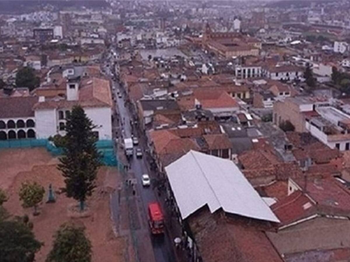 Gobernador Barragán y alcalde Fúneme se reúnen por ocupación del 81% de las UCI en Tunja