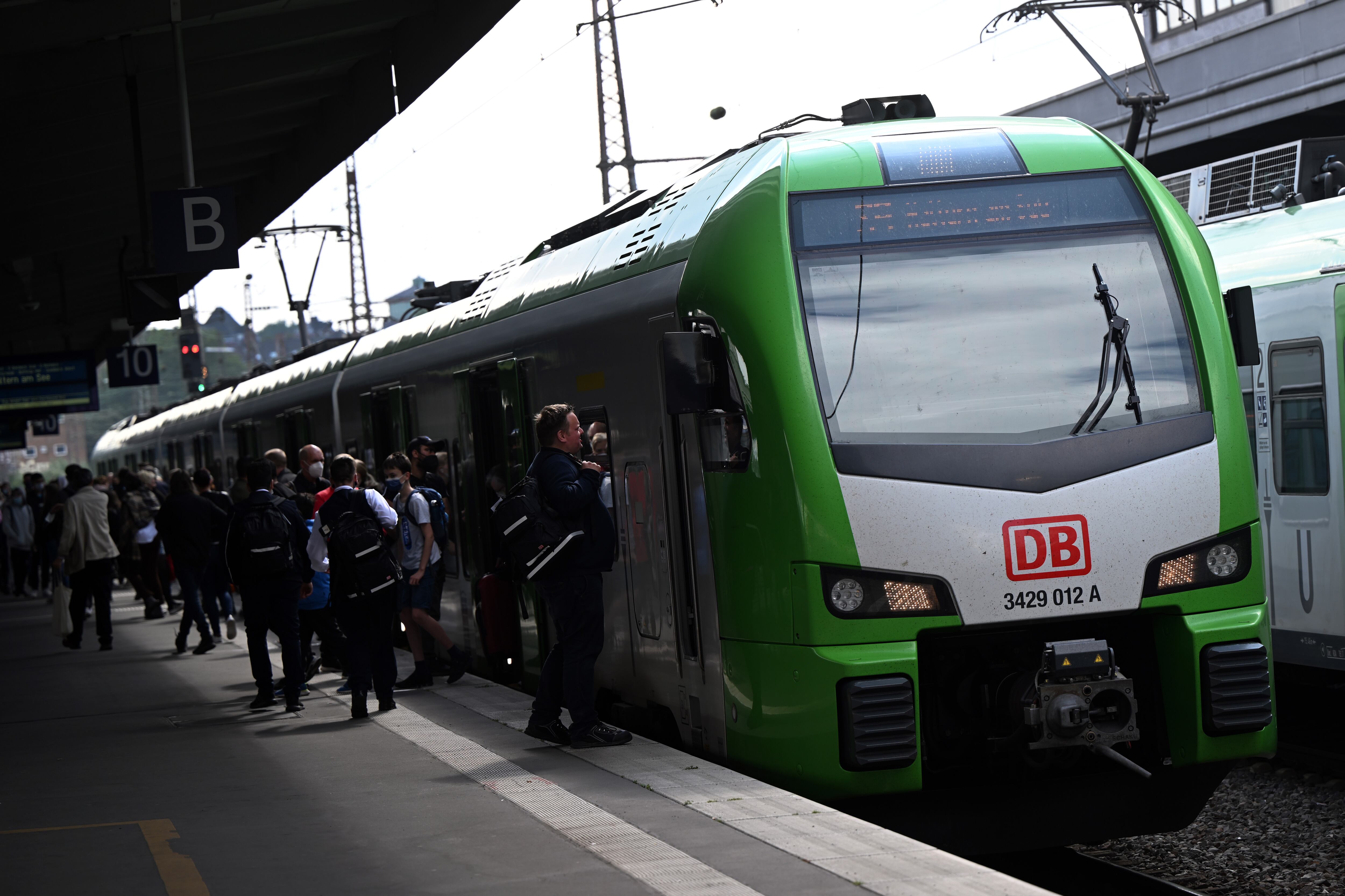 02 June 2022, North Rhine-Westphalia, Essen: A regional train stands in the main station. Since June 1, the 9-euro ticket has been in force on local public transport throughout Germany. Photo: Federico Gambarini/dpa (Photo by Federico Gambarini/picture alliance via Getty Images)
