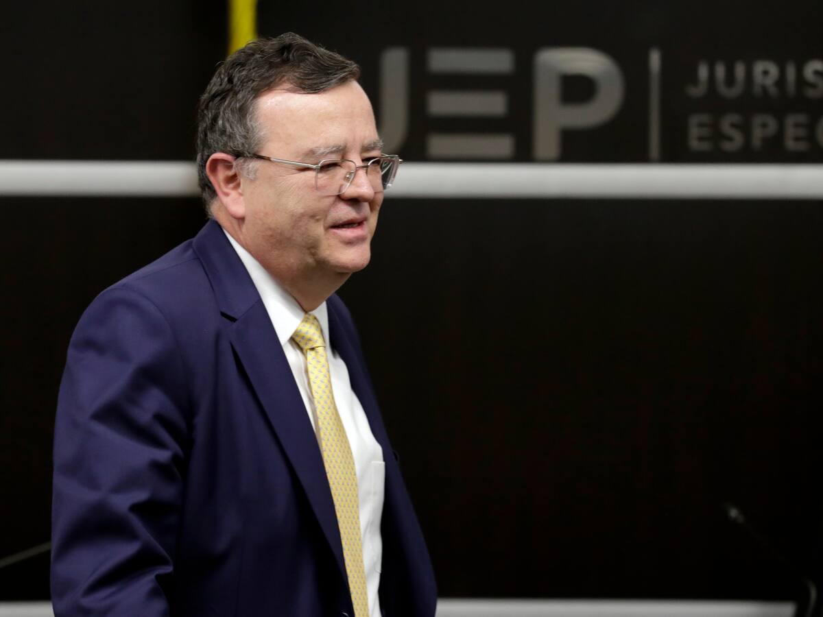 “Si no hay esos dineros, no se puede investigar a las Farc”: presidente de la JEP