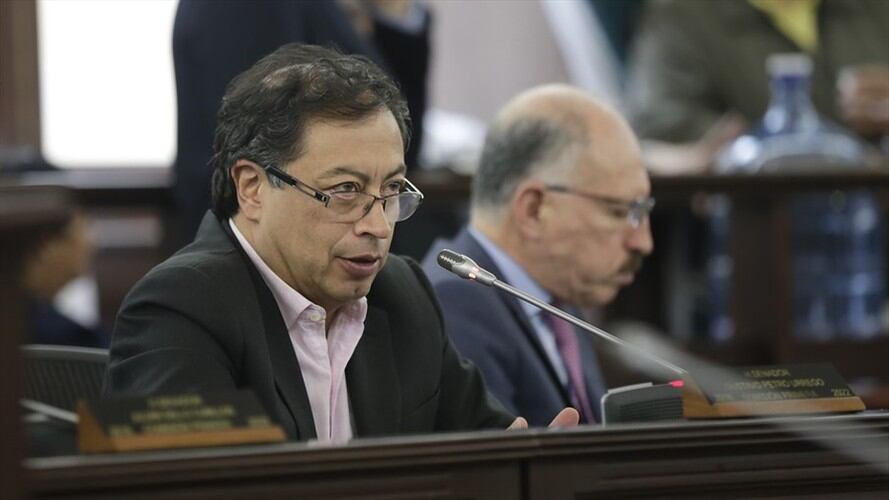 El senador Gustavo Petro se ha defendido del video revelado por la senadora Paloma Valencia. Foto: Colprensa