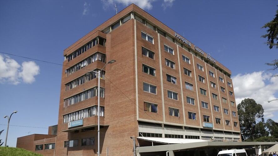 A través de redes sociales se conoció la denuncia del robo de 11 ventiladores mecánicos el hospital Simón Bolívar en Bogotá. Foto: Colprensa / ÁLVARO TAVERA