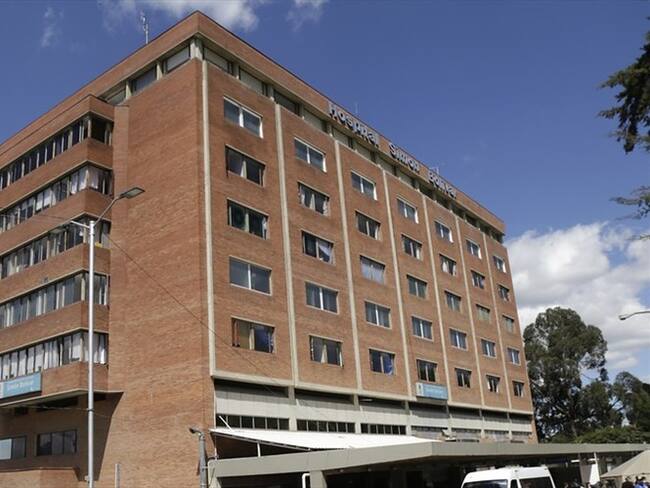 A través de redes sociales se conoció la denuncia del robo de 11 ventiladores mecánicos el hospital Simón Bolívar en Bogotá. Foto: Colprensa / ÁLVARO TAVERA