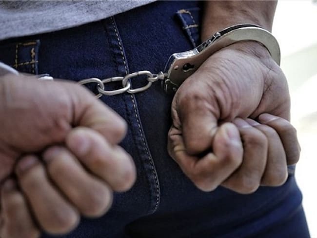 Imagen de referencia de un hombre capturado. Foto: Colprensa