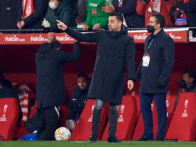 GRANADA, SPAIN - JANUARY 08: Xavi Hernandez, Manager of FC Barcelona reacts during the La Liga Santander match between Granada CF and FC Barcelona at Nuevo Estadio de Los Carmenes on January 08, 2022 in Granada, Spain. (Photo by Quality Sport Images/Getty Images)