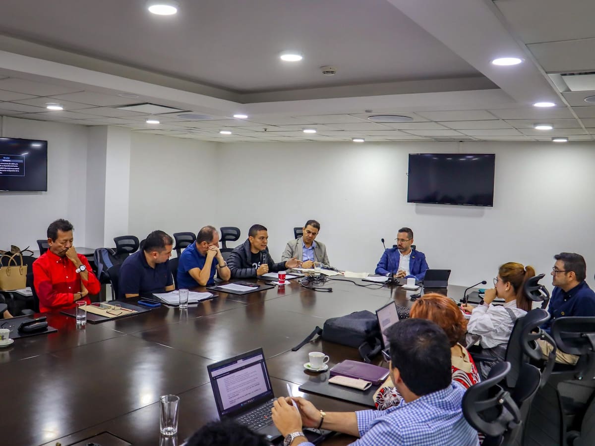 Área metropolitana de Bucaramanga tendrá pico y placa, toque de queda y rumba disminuida