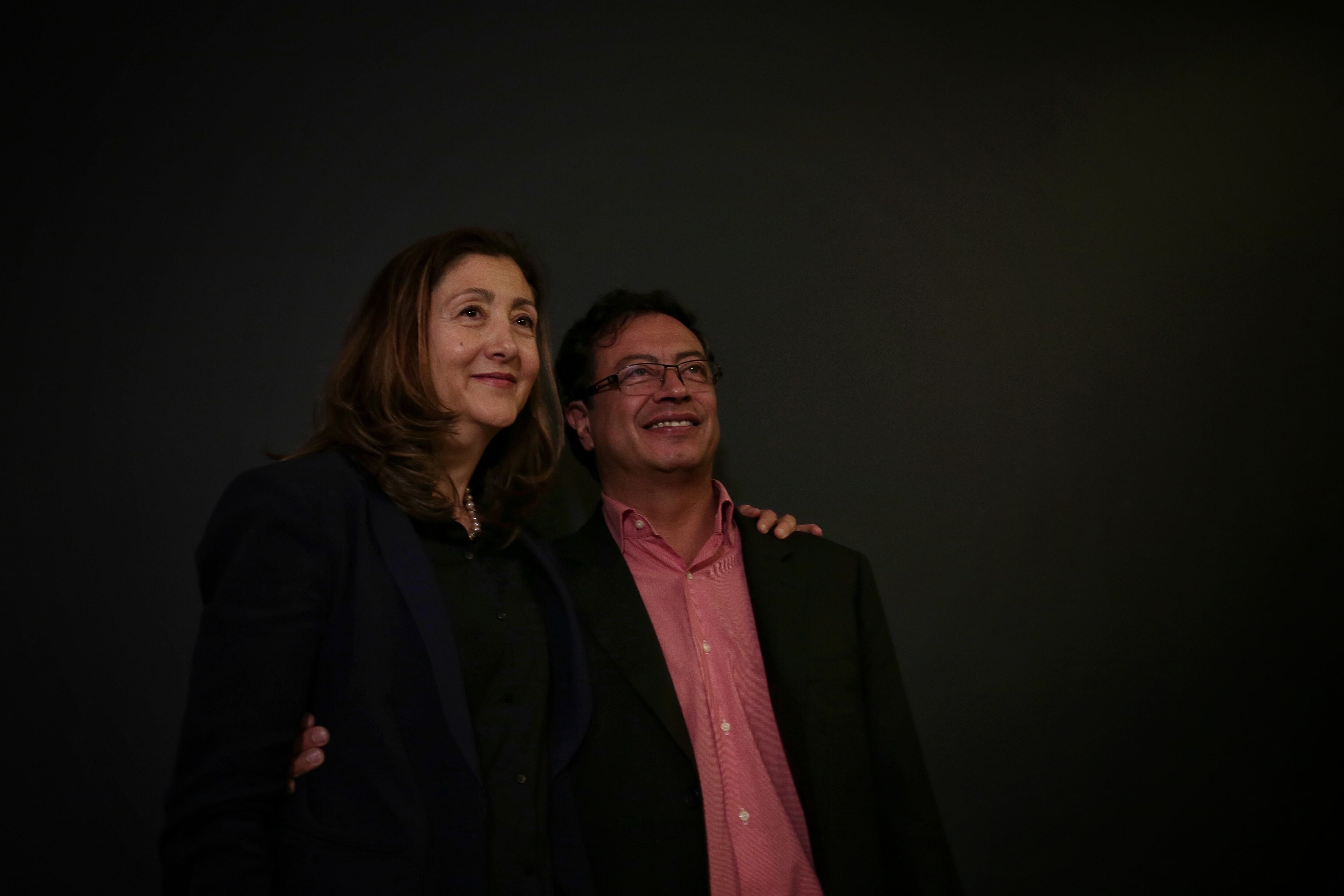Bogotá, 5 de junio de 2018. El candidato a la presidencia de la República, Gustavo Petro y su fórmula a la vicepresidencia Ángela María Robledo, se reunieron con Ingrid Betancourt. (Colprensa - Luisa González).