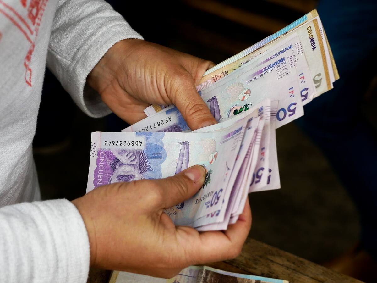 Empresarios apoyan que el salario mínimo sea de un millón de pesos en 2022