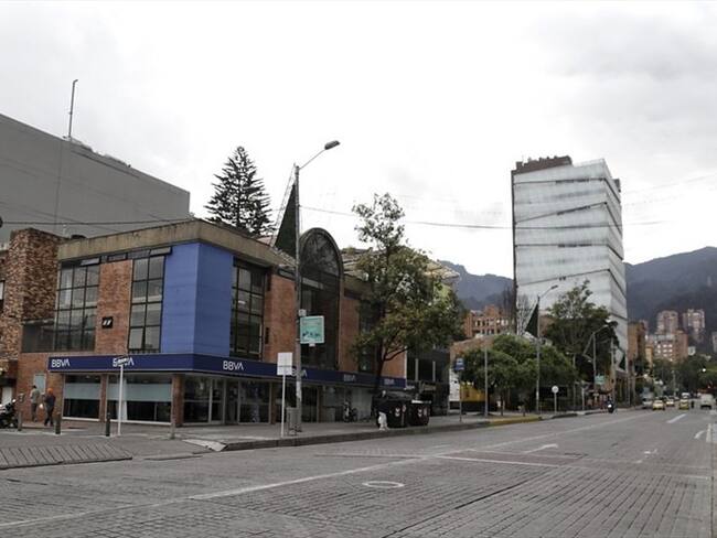 Estas restricciones se adoptan en medio del segundo pico de la pandemia del COVID-19. Foto: Colprensa - Álvaro Tavera