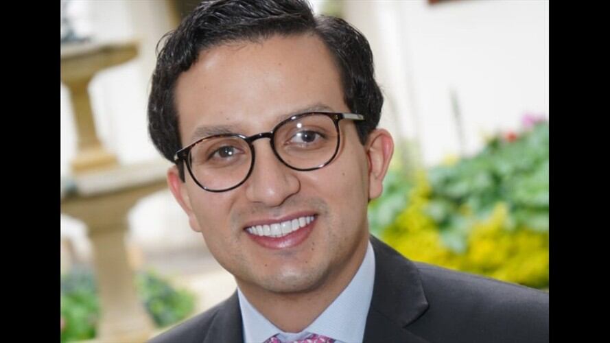 Mauricio Andrés Hernández Ibáñez es asesor del Ministerio del Interior. Foto: https://www.funcionpublica.gov.co/