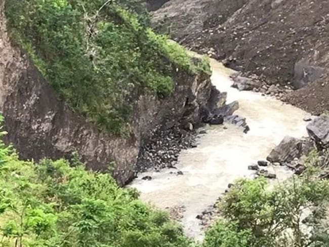 Se registró una avalancha por el desbordamiento de la quebrada San Andrés empezaron a retornar a sus viviendas. Foto: Colprensa
