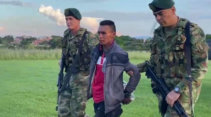 Captura de alias 'Arlinson'. Foto: Ejército