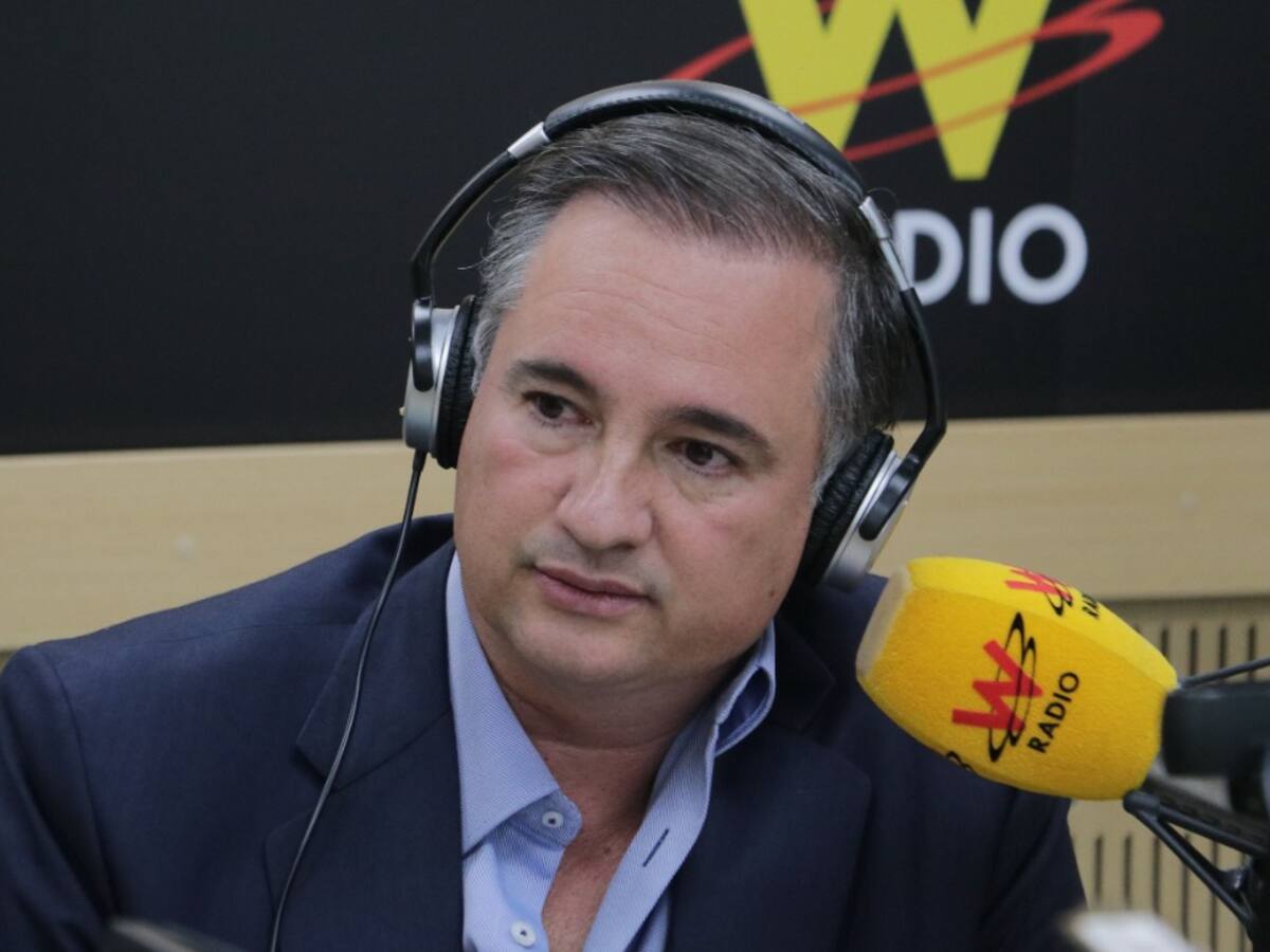 “Quiero tender puentes, lo he hecho con Uribe y Santos”: Carlos Cuartas, fórmula vicepresidencial de Enrique Gómez Martínez