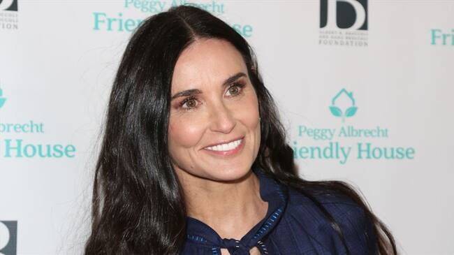 Demi Moore reaparece irreconocible en medio de una pasarela en Paris. Foto: Getty Images
