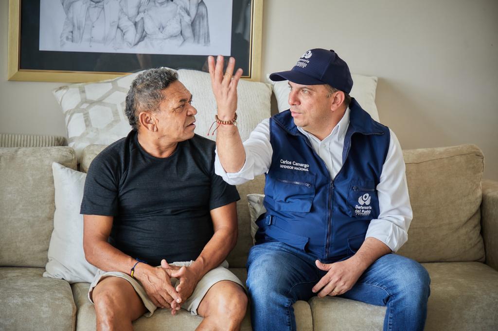 Luis Manuel Díaz (izquierda) y Carlos Camargo, defensor del Pueblo (derecha). Foto: Suministrada.
