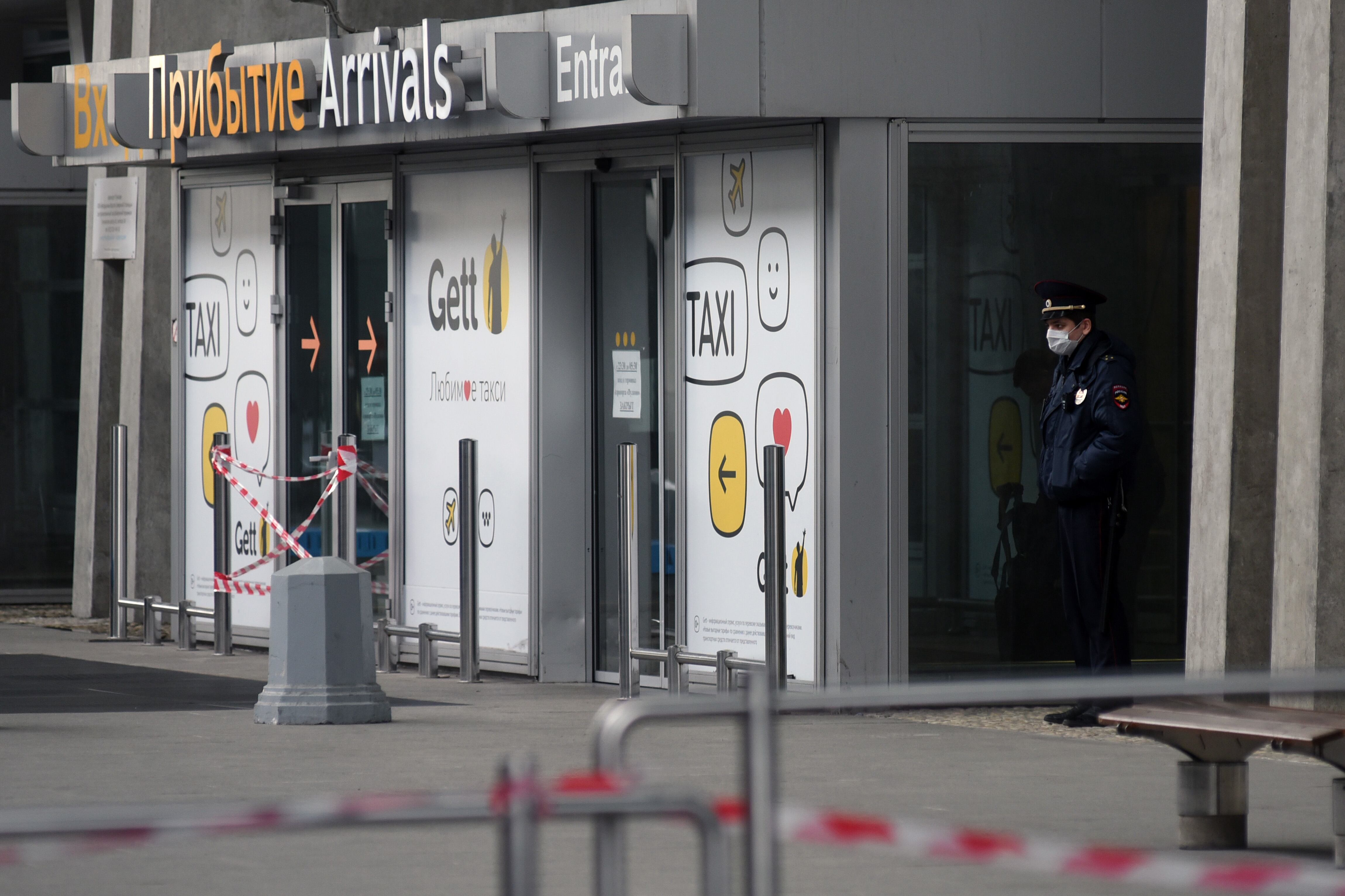 Salida del Aeropuerto Internacional de Pulkovo en San Petersburgo.
(Foto: Sergey Nikolaev/NurPhoto via Getty Images)