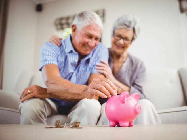 Referencia de aportes económicos. Foto: Getty Images.