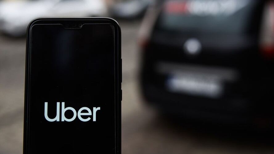 Carmen Ligia Valderrama, Superintendente de transporte y Fernando Rojas, experto en movilidad hablaron sobre las implicaciones del retorno de la aplicación a Colombia.. Foto: Getty Images