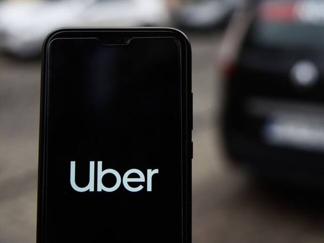 Carmen Ligia Valderrama, Superintendente de transporte y Fernando Rojas, experto en movilidad hablaron sobre las implicaciones del retorno de la aplicación a Colombia.. Foto: Getty Images