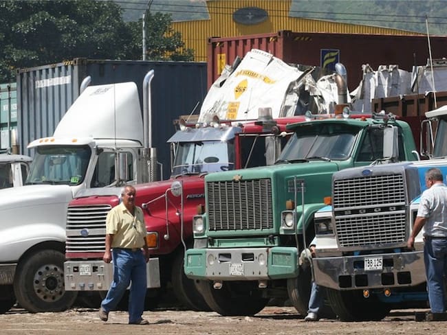 El próximo 15 de febrero los camioneros realizarán manifestaciones en algunos territorios del país. . Foto: Colprensa
