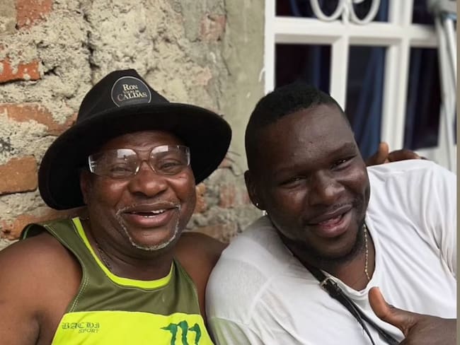 El padre del artista murió en el lugar de los hechos, mientras que la mujer falleció en el hospital Carlos Holmes Trujillo. Foto: @elbigpopa1