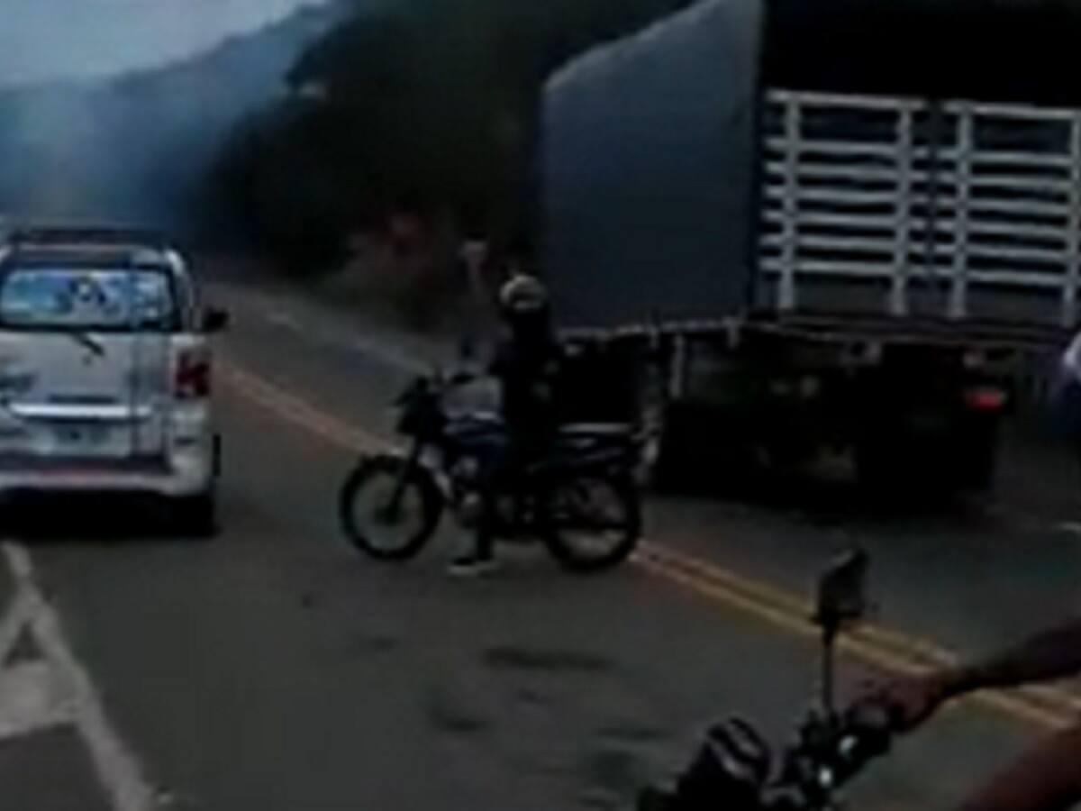 Atentado contra la Policía de Tránsito en la vía Cúcuta - El Zulia