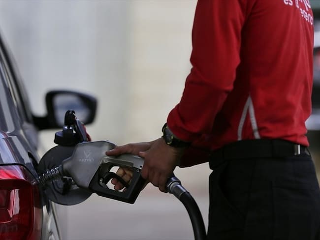 Se reducen los precios en el galón de gasolina y de diesel. Foto: Colprensa