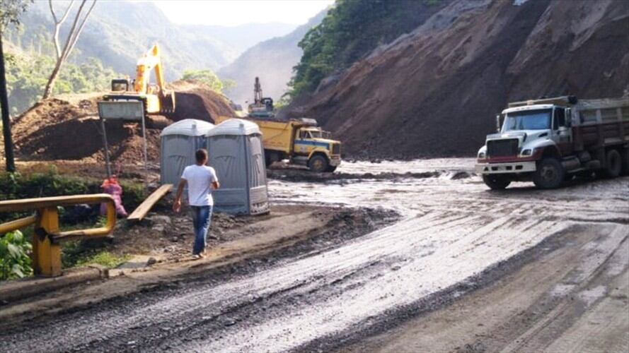 Autopista Medellín - Bogotá. Foto: INVIAS
