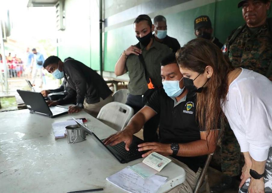 Canciller de Panamá, Erika Mouynes. Foto: @ErikaMouynes