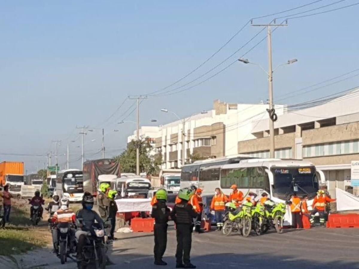 Empleados de peajes de Cartagena protestan contra el movimiento antipeajes