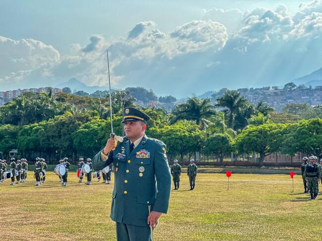 El oficial entrante asume la tarea de dirigir esta unidad encargada del área urbana de Cali, Jamundí, Candelaria y Yumbo. Foto: Tercera Brigada del Ejército.