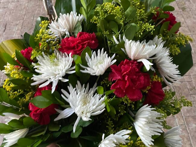 Amenazan con corona fúnebre a periodista caleño. Foto: Suministrada.