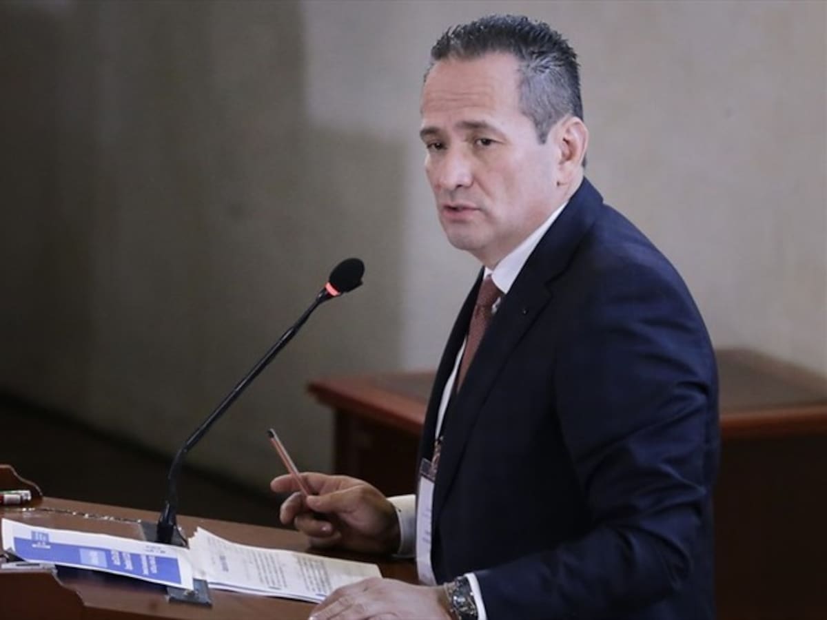 Plata de los "paras" para reparar a las víctimas no alcanza