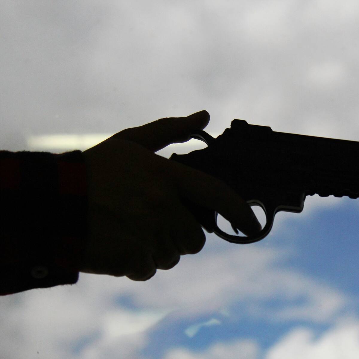 “No pueden seguir muriendo nuestros líderes”: alcalde de Chaparral, Tolima, tras asesinato de lideresa Elizabeth Mendoza