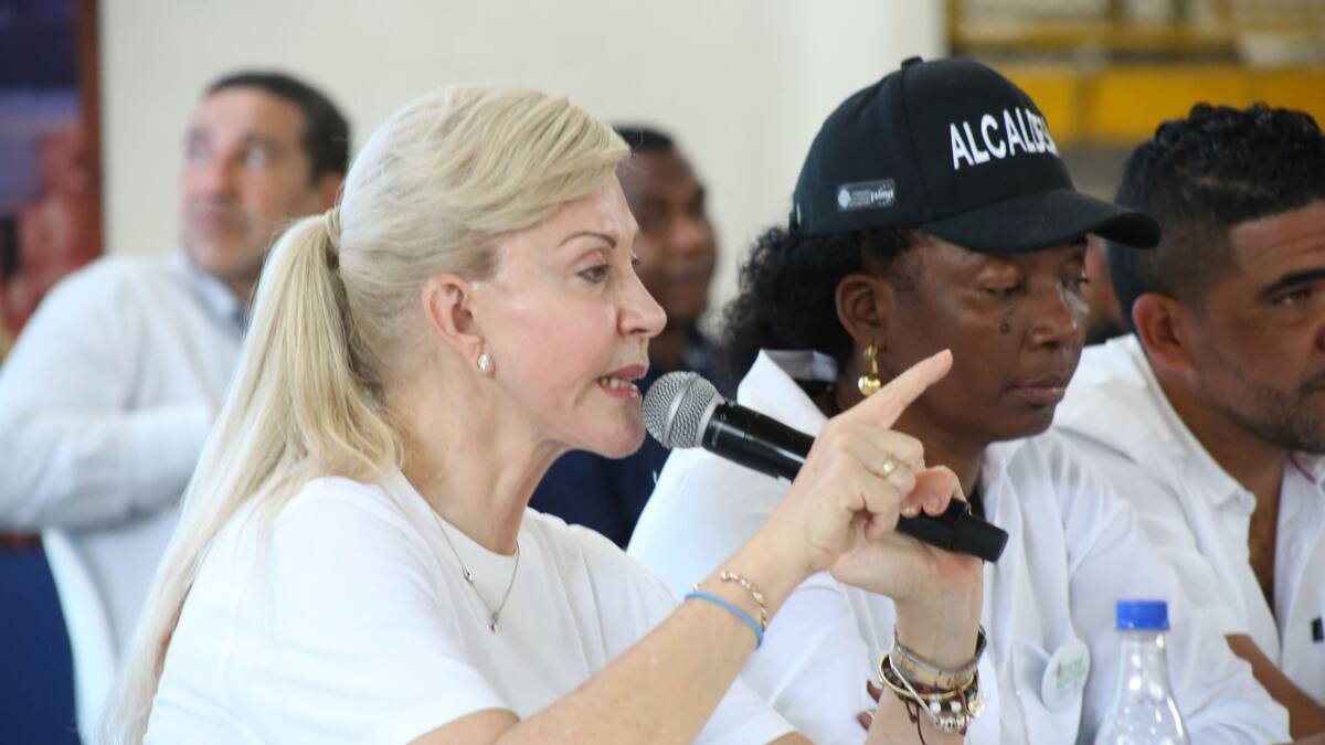 Gobernadora del Valle del Cauca insta a fortalecer el proceso de paz en Buenaventura