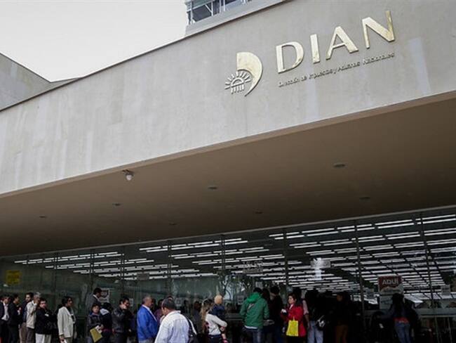 Dian e Invima tienen los trámites más engorrosos para los empresarios . Foto: Colprensa