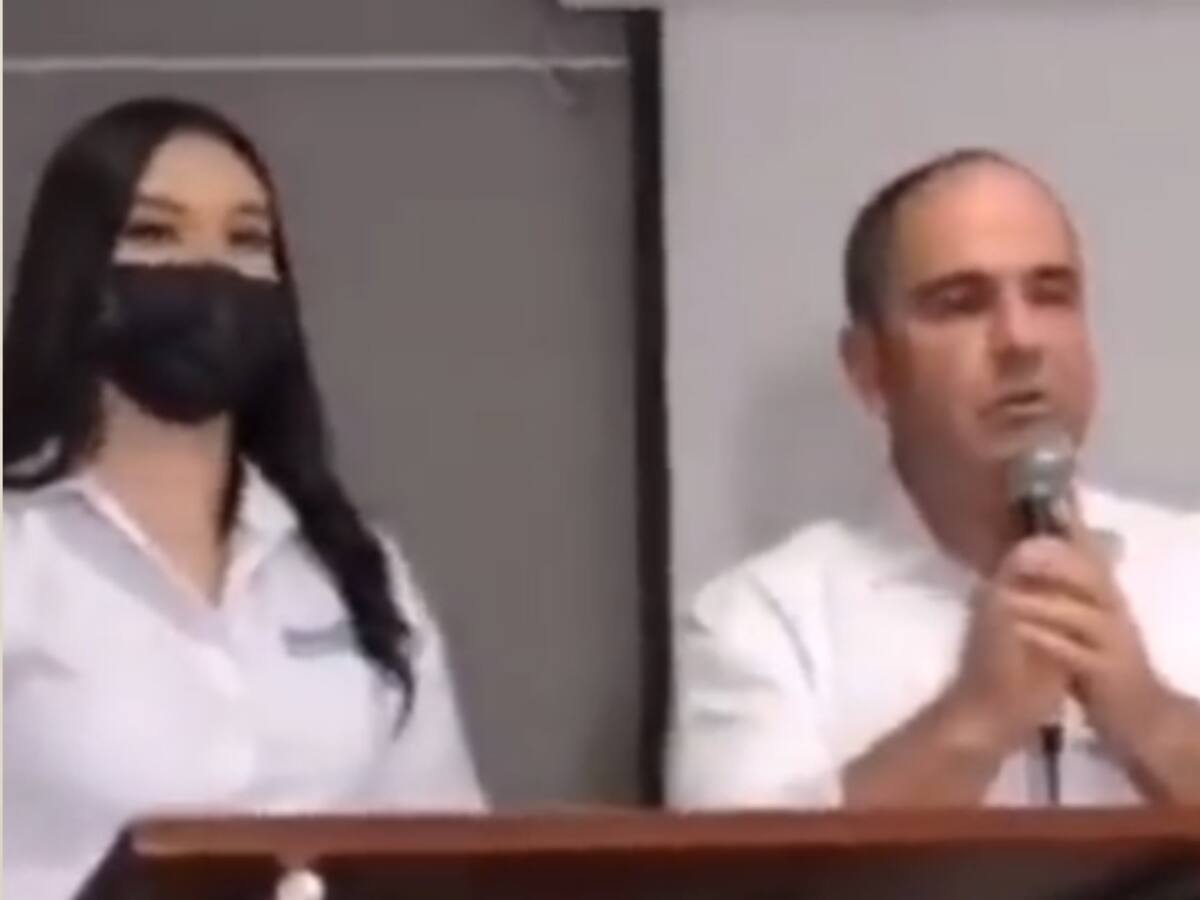 “Si mal político es pedir contratos, soy el peor político de todos”: la salida en falso de Gabriel Vallejo