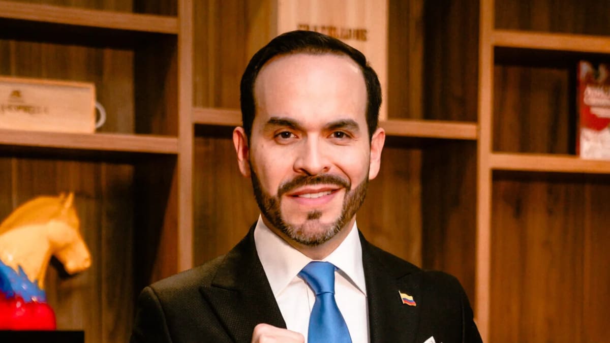 “Estoy seguro que el centro va a terminar acá”: Abelardo de la Espriella sobre última encuesta