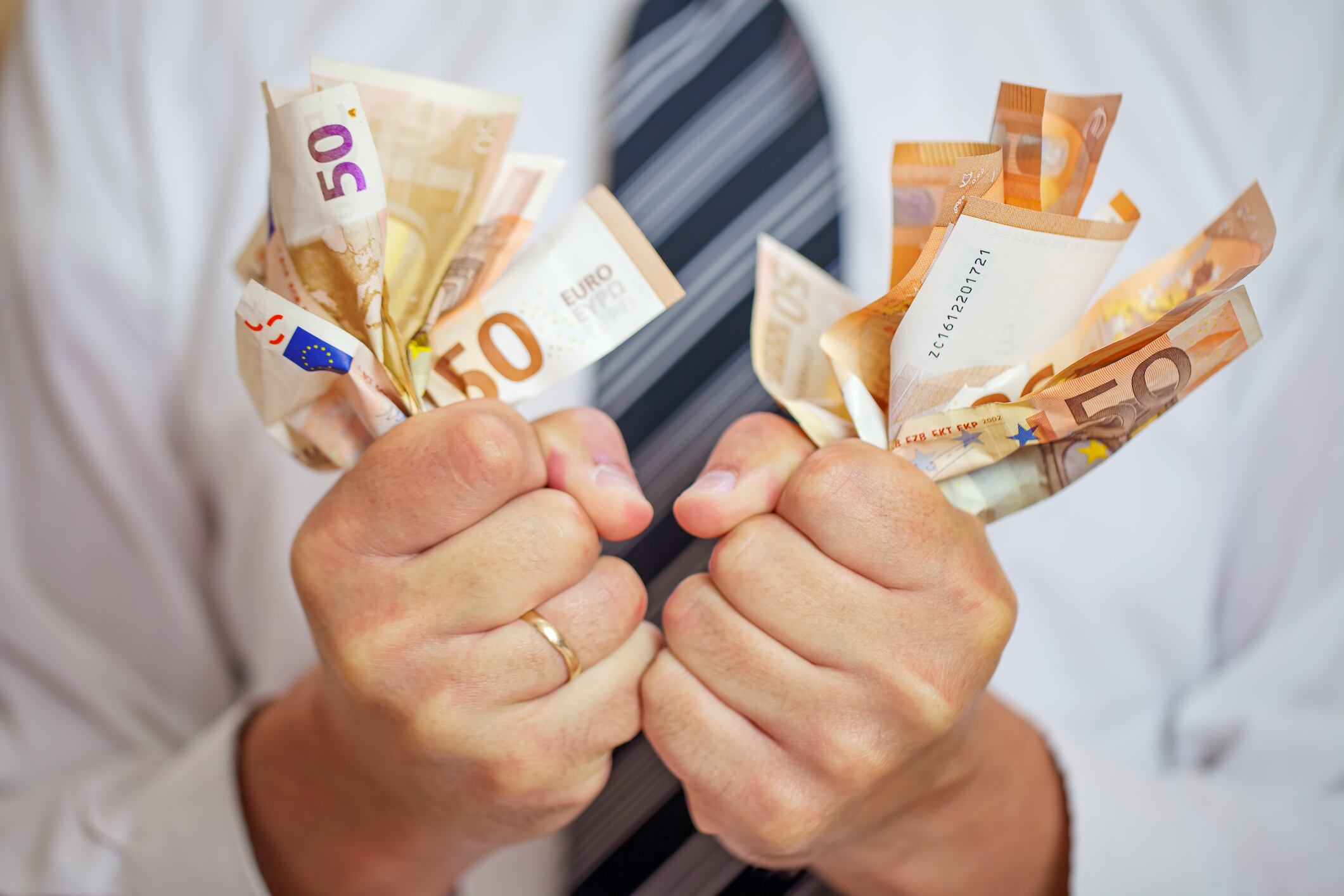 Imagen de referencia de persona millonaria. Foto: Getty Images.