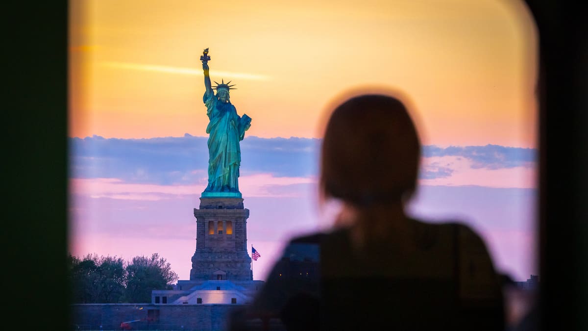 ¿Cuántas veces puedo entrar y salir de Estados Unidos con visa de turista?