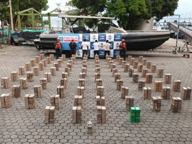 Armada Nacional intercepta sumergible en el Pacífico con casi 2 toneladas de cocaína. Foto: Armada Nacional.
