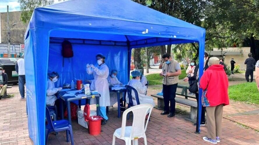 Los puntos fueron habilitados por las cuatro Subredes del Distrito en las diferentes localidades y estaciones de TransMilenio.. Foto: Cortesía: Alcaldía de Bogotá / Subred Norte