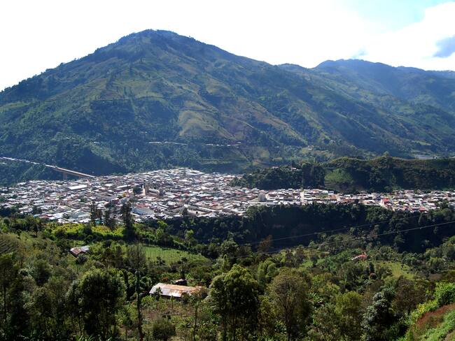 Alerta por actividad del volcán Cerro Machín tras temblor en departamento del Tolima