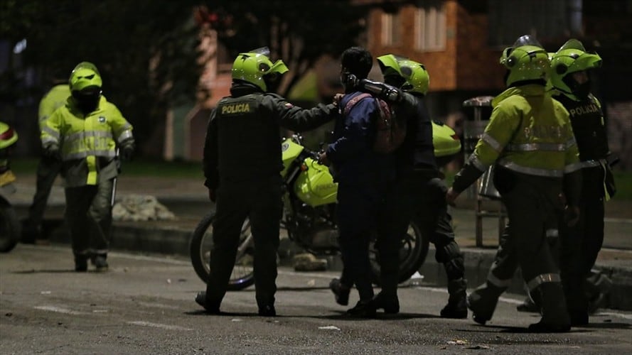 Denuncias por abuso policial en manifestaciones en Colombia. Foto: Colprensa