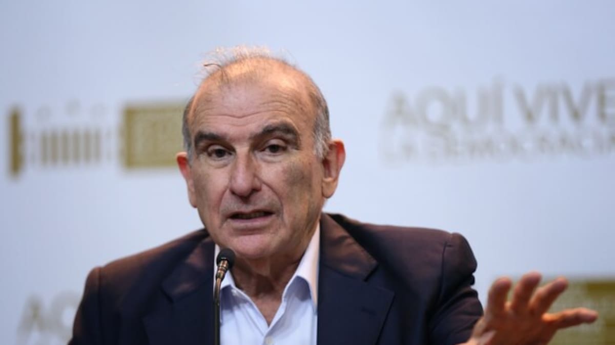 Humberto de la Calle propone fortalecer bancos de ADN para resolver delitos en Colombia