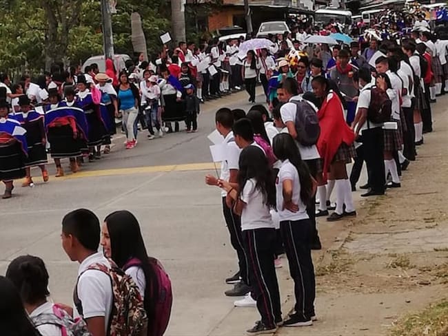 Indígenas Misak marcharon “por la defensa de la vida” en Cauca. Foto: Cortesía Pedro José Ceballos