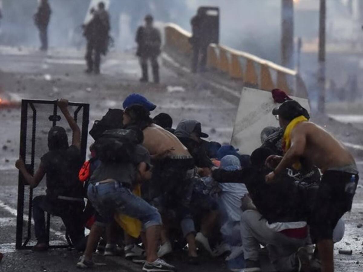 Fiscalía y Defensoría confirman que 17 personas murieron en marco de las protestas