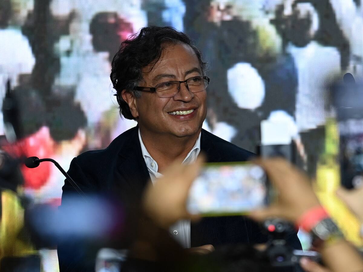 Esto es avanzar hacia un modelo justo y sostenible: Petro tras aprobación de reforma