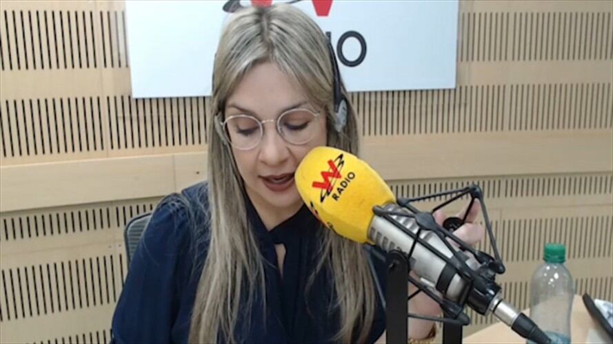 VIcKy Dävila en La W. Foto: La WCon Vicky Dávila