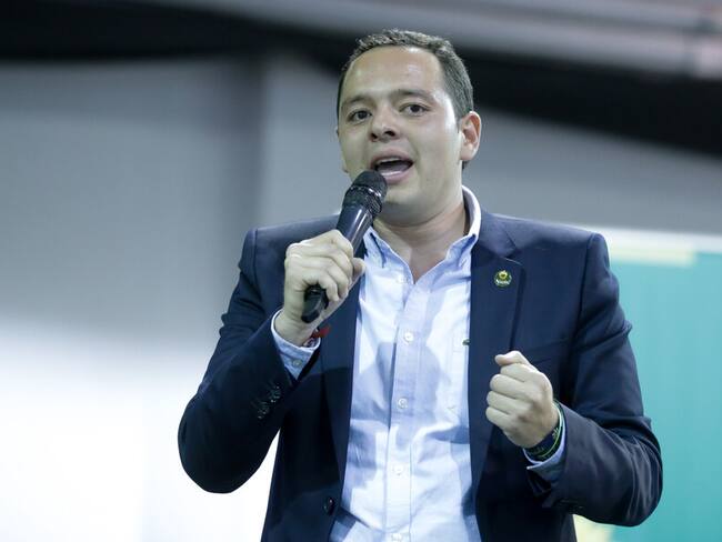 Denuncian presunta intimidación del alcalde de Manizales; Carlos M. Marín respondió